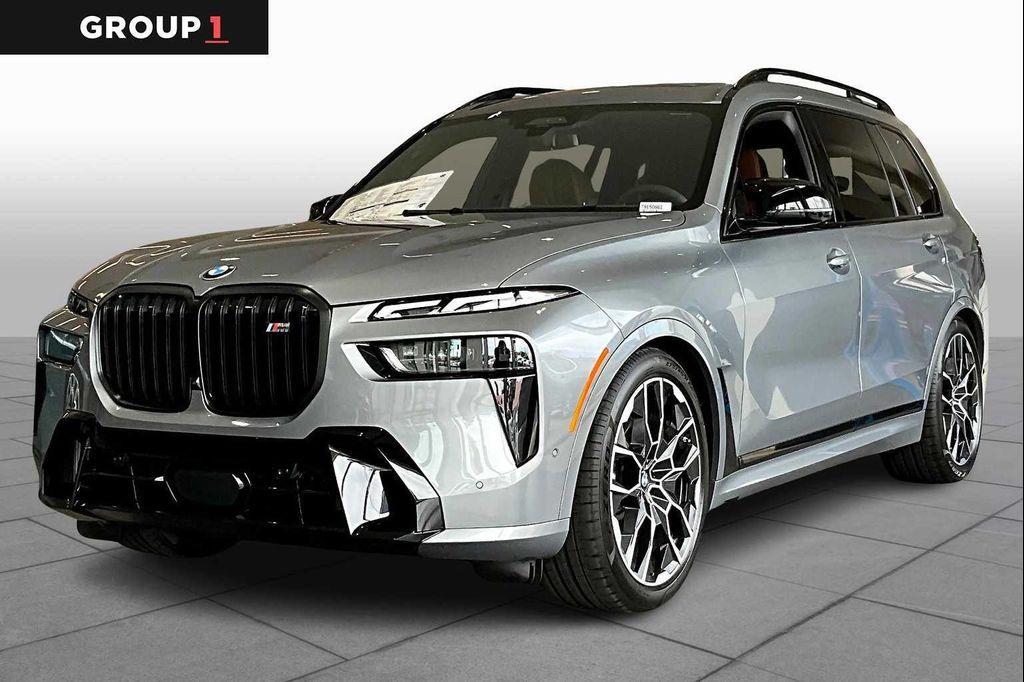 new 2026 BMW X7 car, priced at $125,690