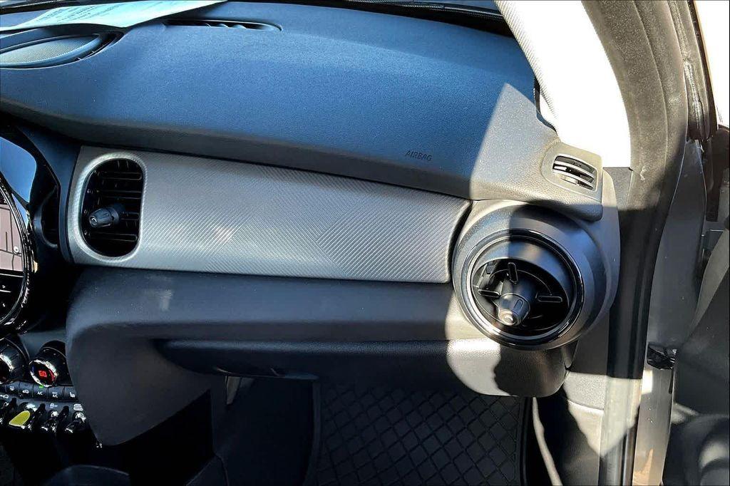 used 2024 MINI Hardtop car, priced at $24,500