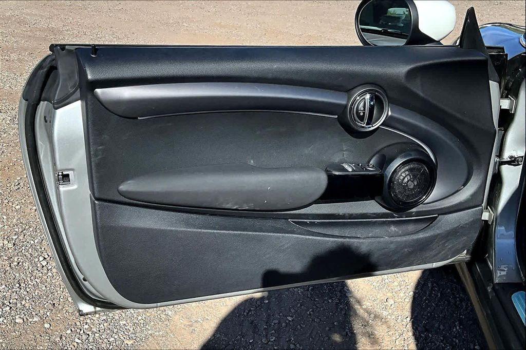 used 2024 MINI Hardtop car, priced at $24,500