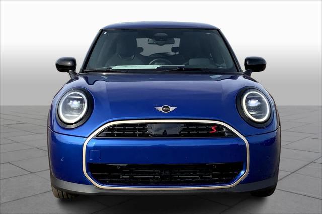 new 2025 MINI Hardtop car, priced at $35,980