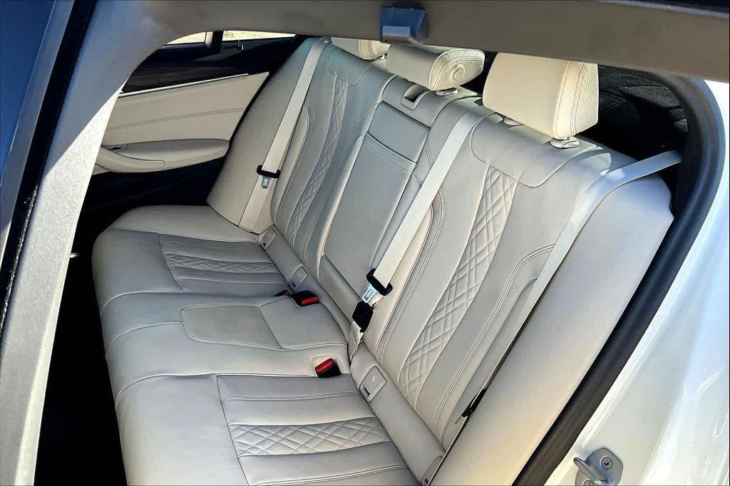 used 2023 BMW M550 car, priced at $71,500