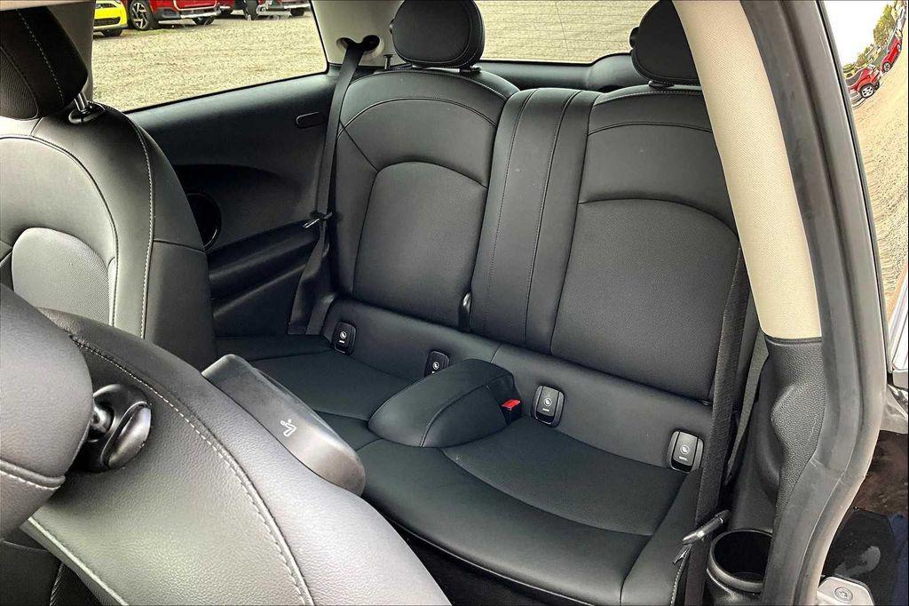 used 2023 MINI Hardtop car, priced at $24,750