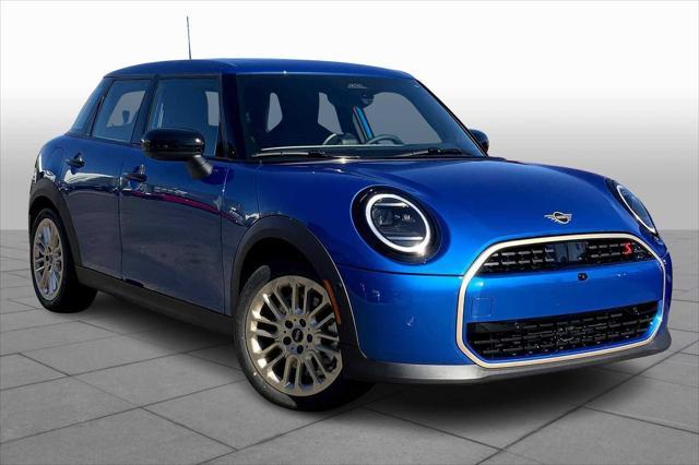 new 2025 MINI Hardtop car, priced at $39,600