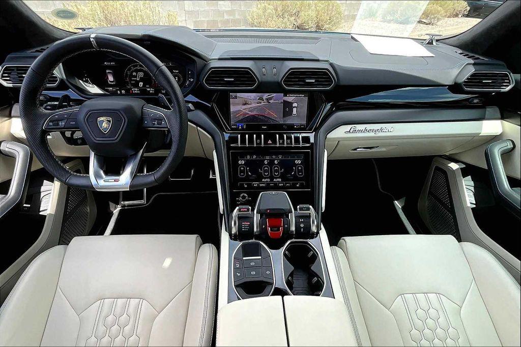 used 2023 Lamborghini Urus car, priced at $259,000