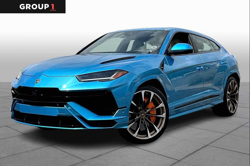 used 2023 Lamborghini Urus car, priced at $259,000