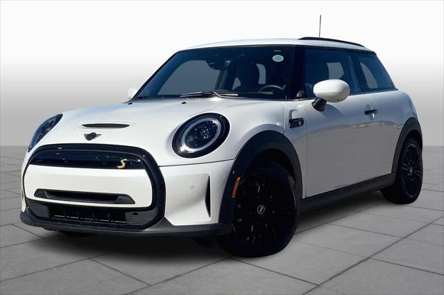 used 2024 MINI Hardtop car, priced at $28,000