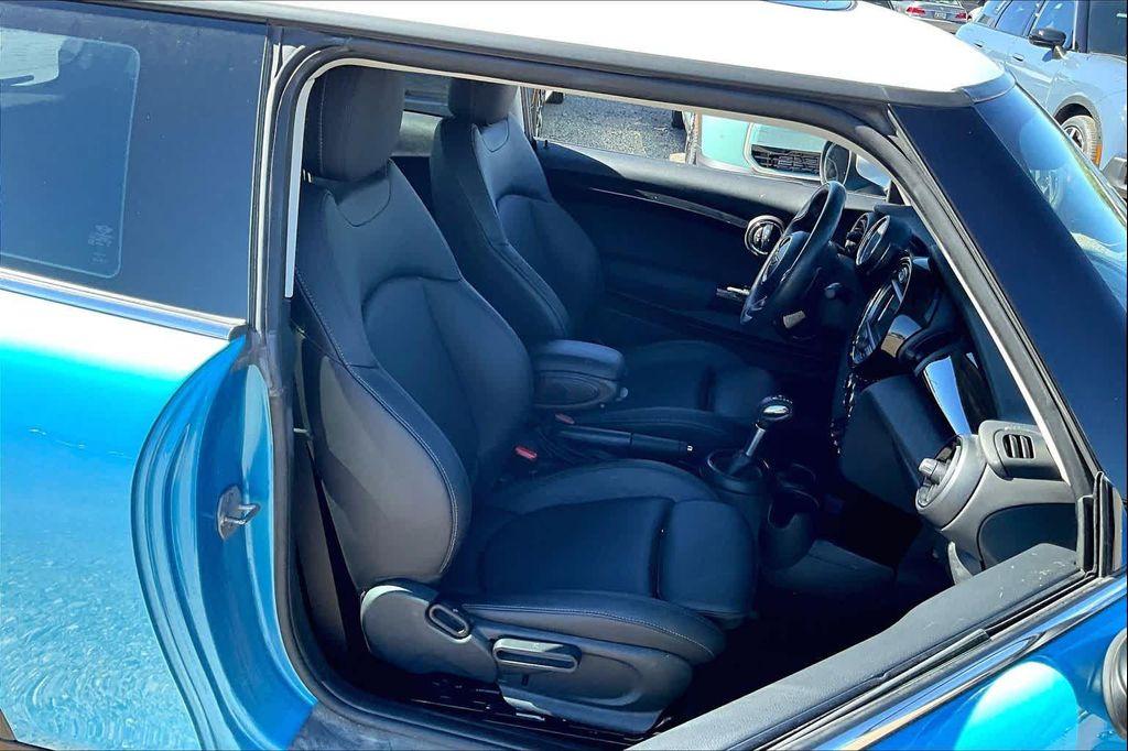 used 2019 MINI Hardtop car, priced at $19,950