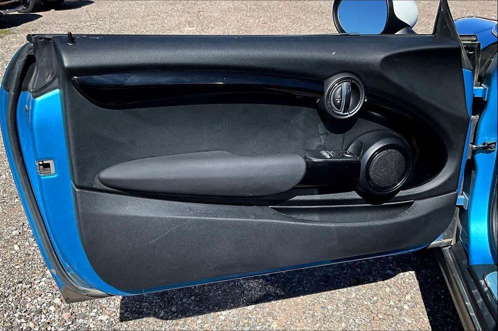 used 2019 MINI Hardtop car, priced at $19,950