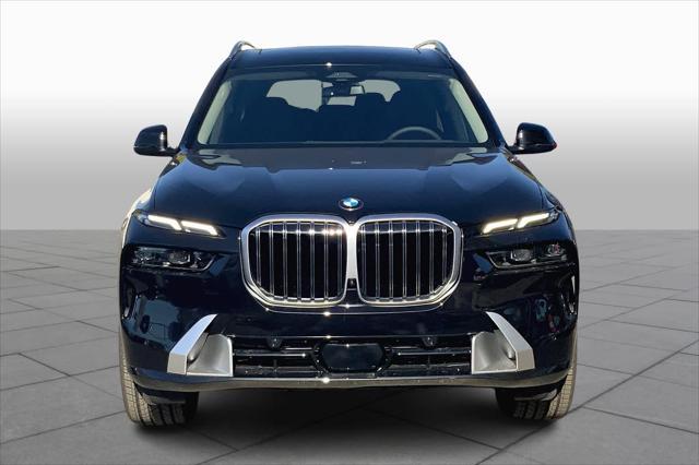 new 2025 BMW X7 car, priced at $90,170