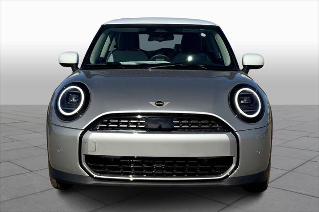 new 2025 MINI Hardtop car, priced at $32,430