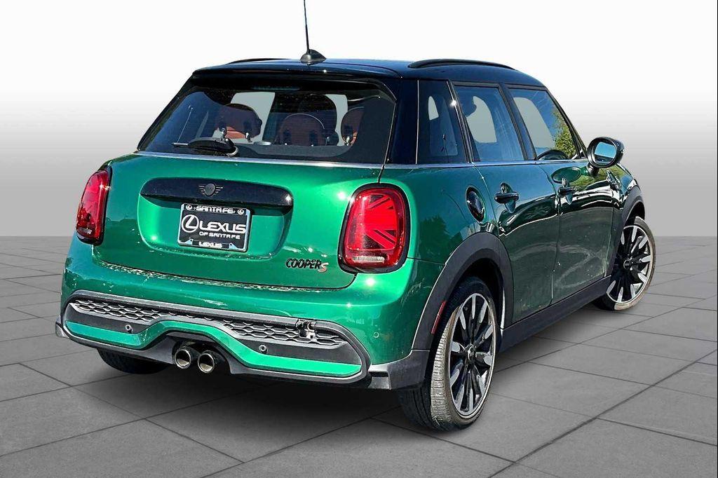 used 2024 MINI Hardtop car, priced at $28,950