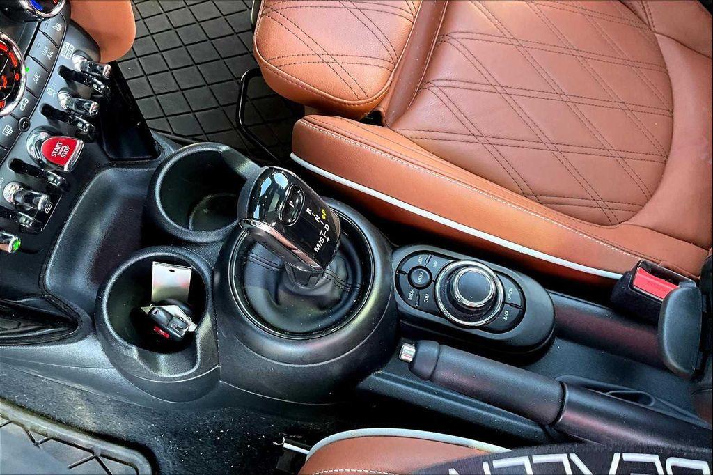 used 2024 MINI Hardtop car, priced at $28,950