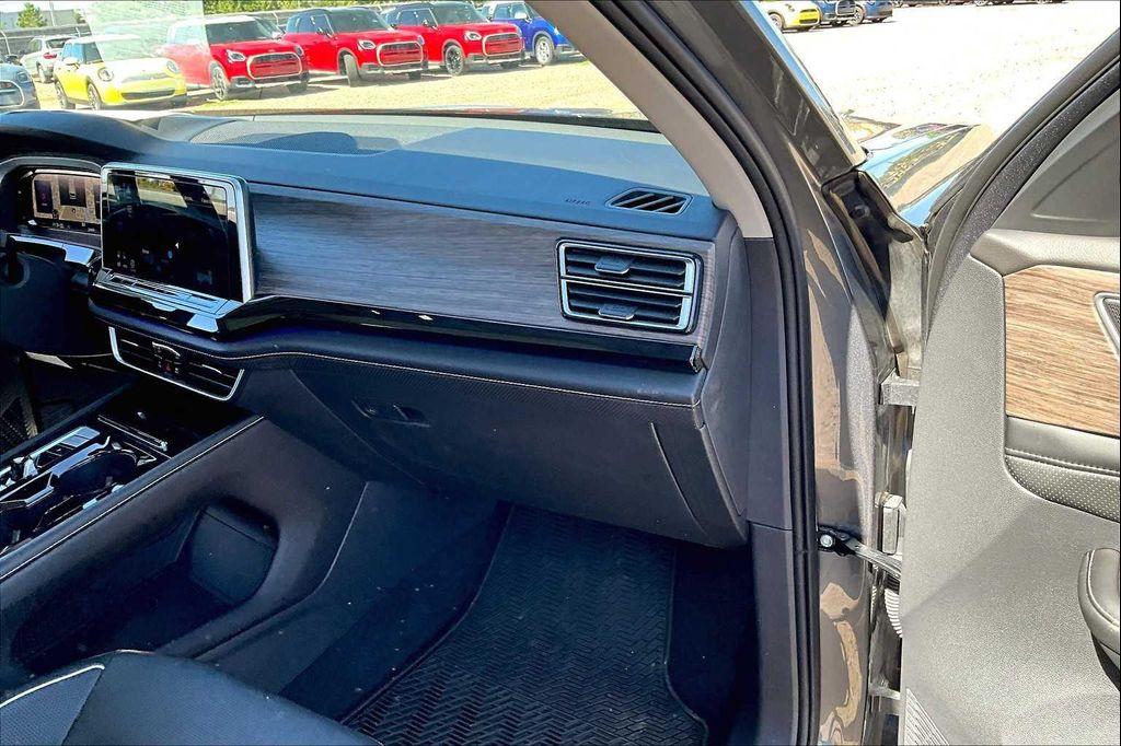 used 2024 Volkswagen Atlas car, priced at $39,950