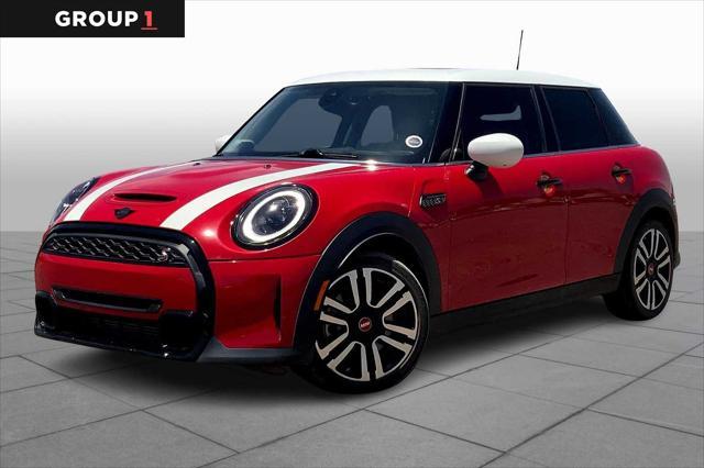 used 2023 MINI Hardtop car, priced at $27,500