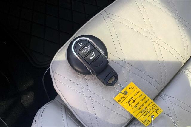 used 2023 MINI Hardtop car, priced at $27,500