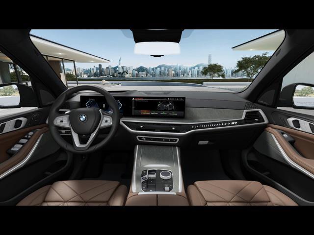 new 2025 BMW X7 car, priced at $90,770