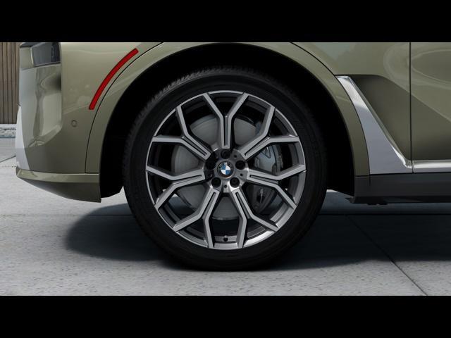 new 2025 BMW X7 car, priced at $90,770