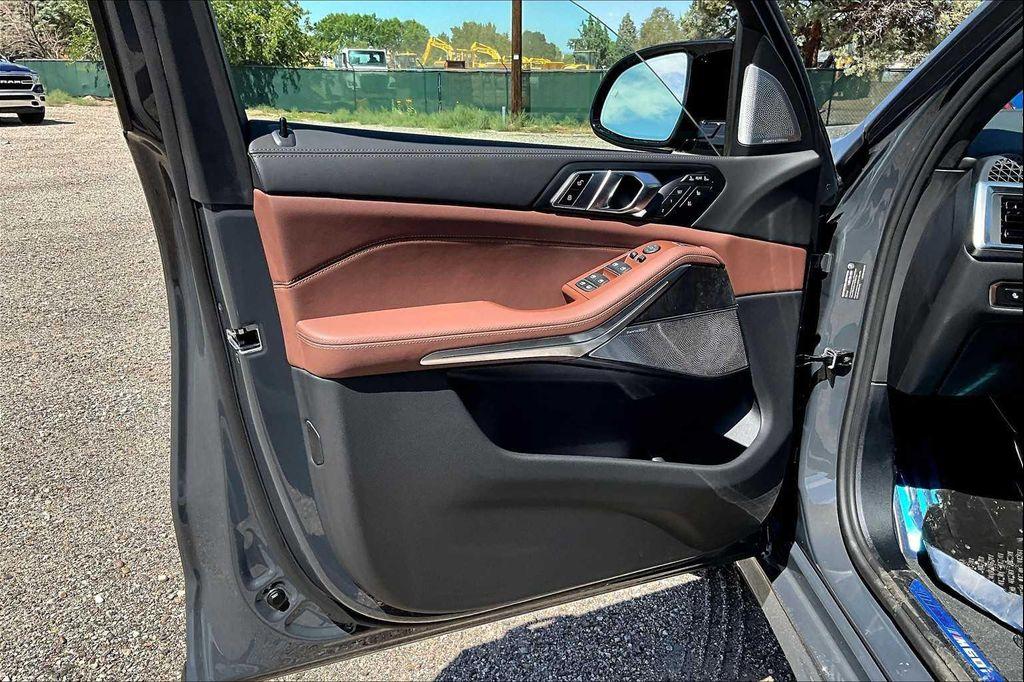 new 2026 BMW X7 car, priced at $128,230