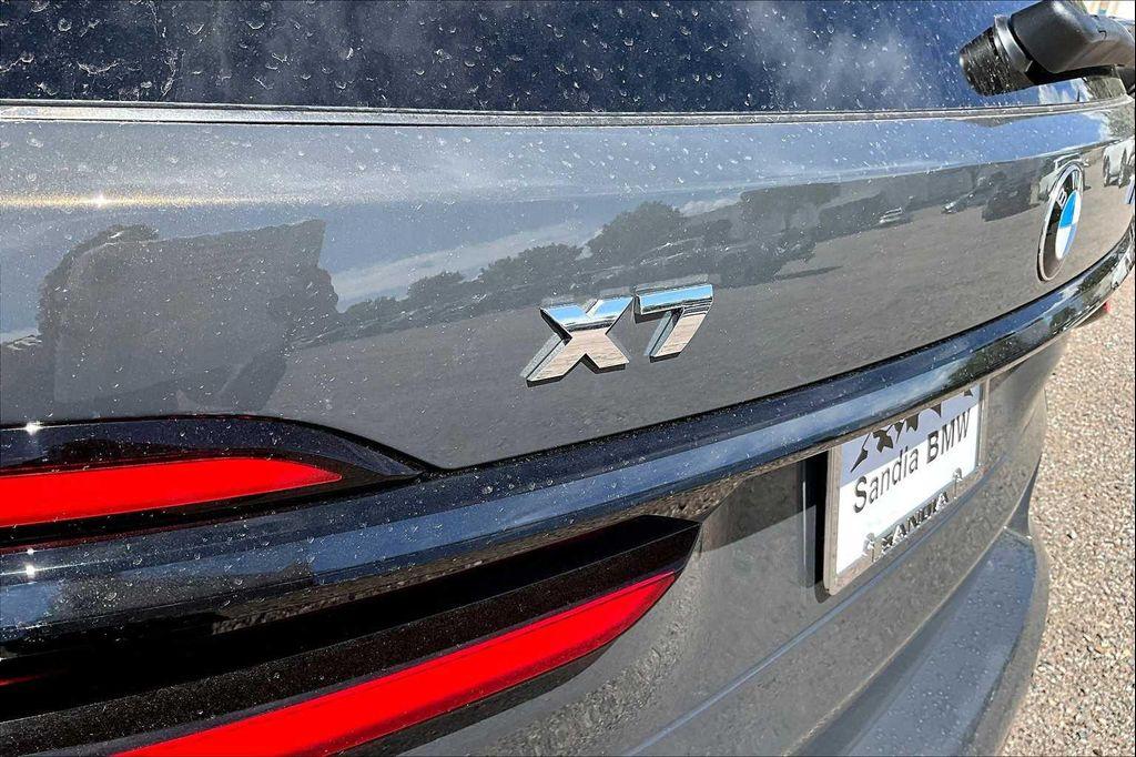 new 2026 BMW X7 car, priced at $128,230