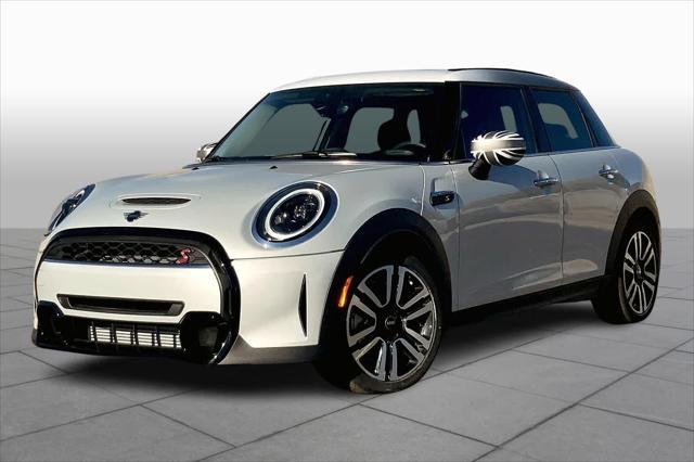 used 2023 MINI Hardtop car, priced at $30,000