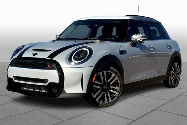 used 2023 MINI Hardtop car, priced at $30,000