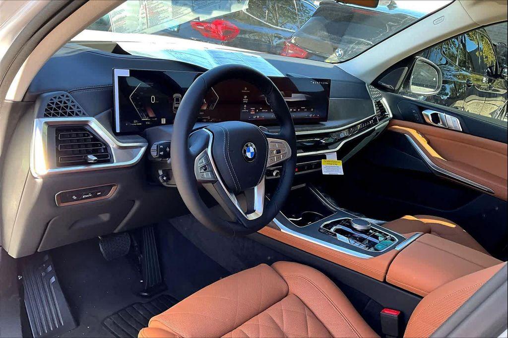 new 2026 BMW X7 car, priced at $94,265