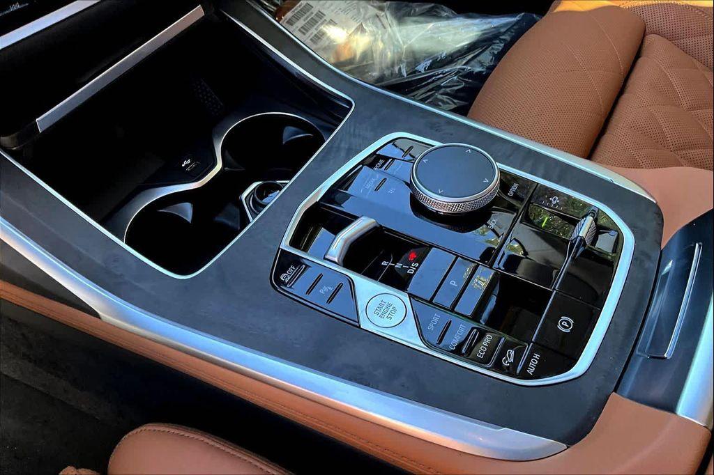 new 2026 BMW X7 car, priced at $94,265