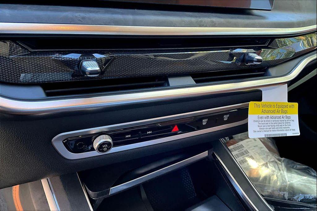 new 2026 BMW X7 car, priced at $94,265