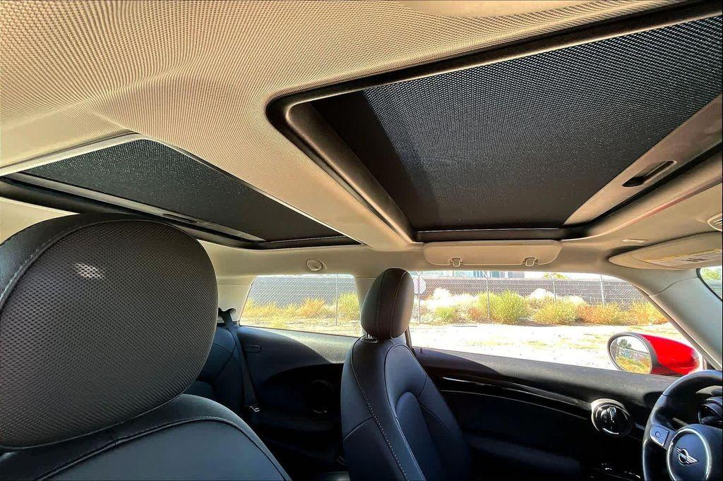 used 2023 MINI Hardtop car, priced at $23,900