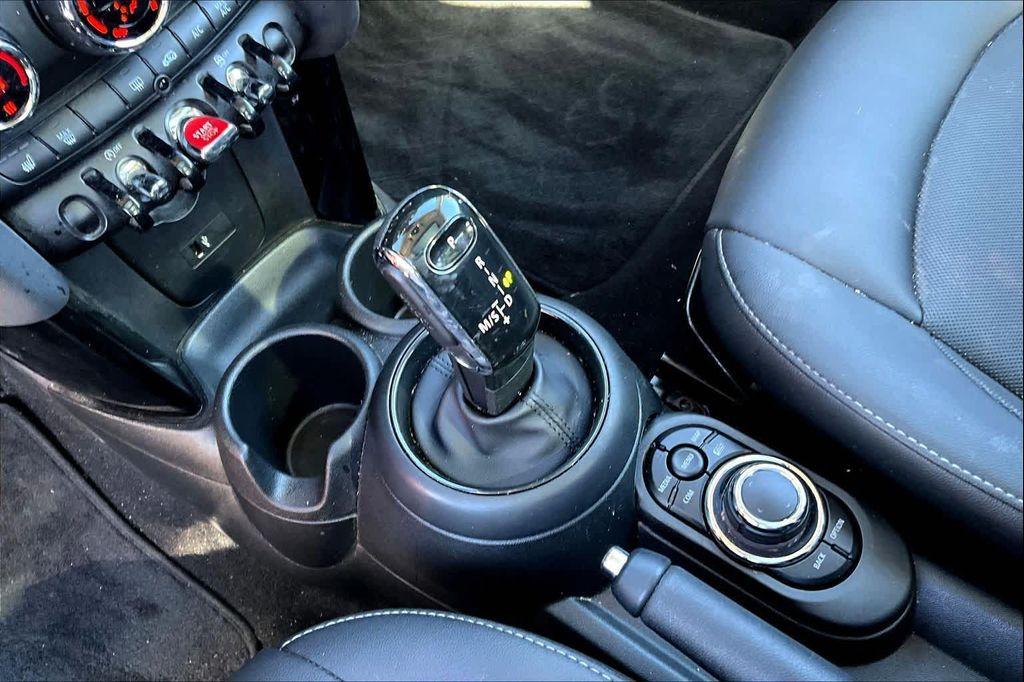 used 2023 MINI Hardtop car, priced at $23,900