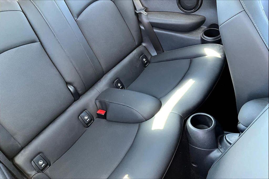 used 2023 MINI Hardtop car, priced at $23,900