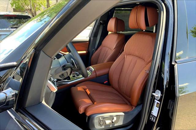 new 2025 BMW X7 car, priced at $116,320
