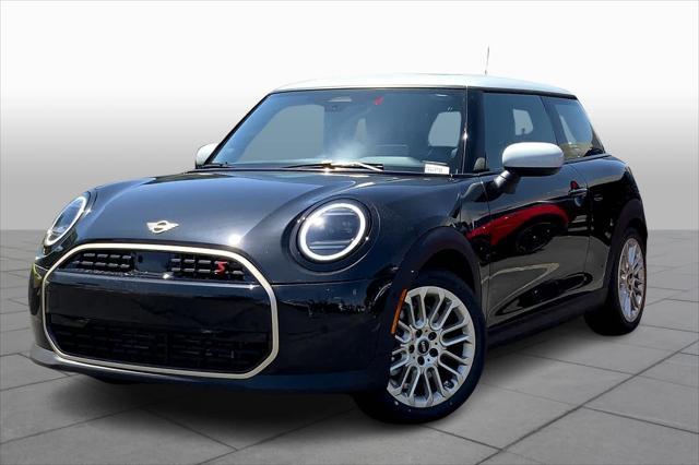 new 2025 MINI Hardtop car, priced at $35,595