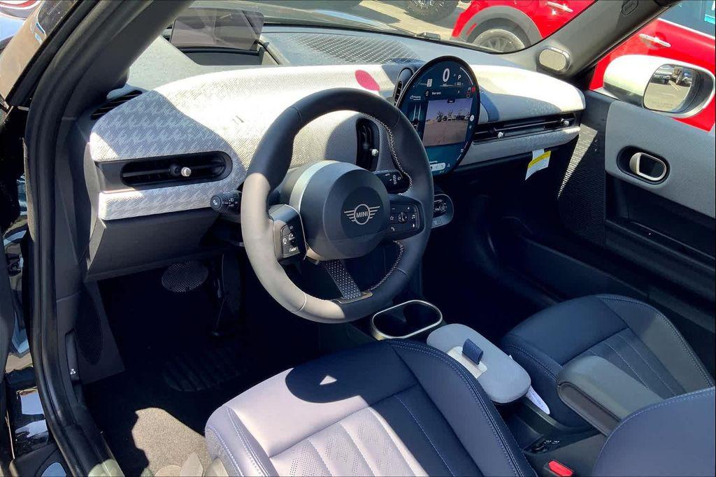 new 2025 MINI Hardtop car, priced at $35,000