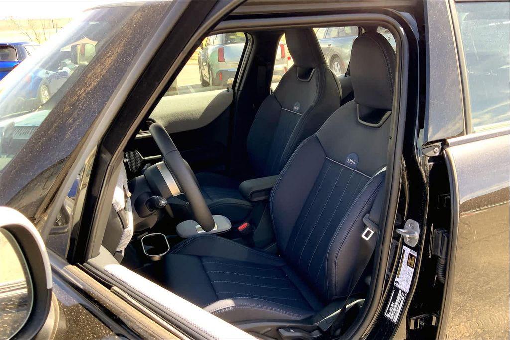 new 2025 MINI Hardtop car, priced at $37,890