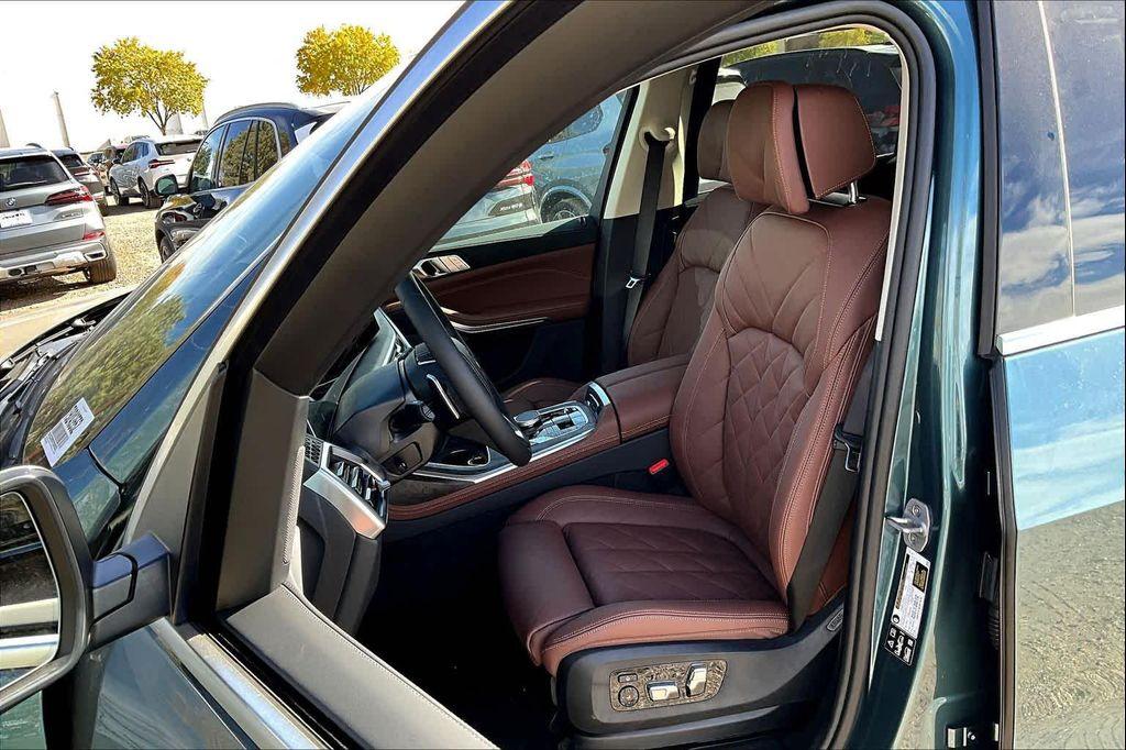 new 2026 BMW X7 car, priced at $94,865