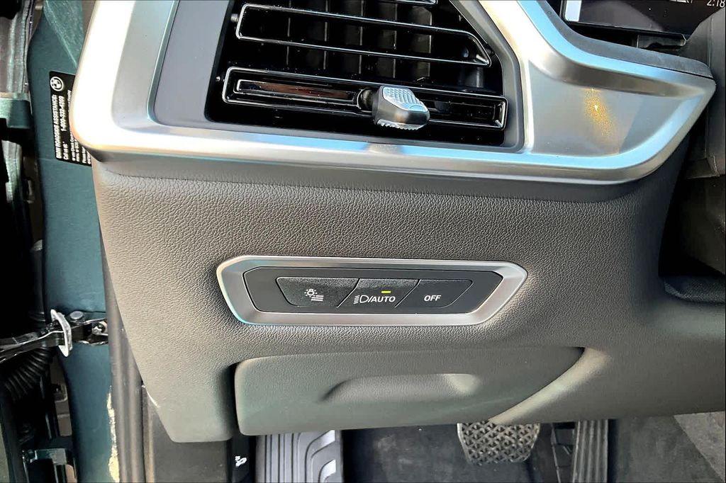 new 2026 BMW X7 car, priced at $94,865