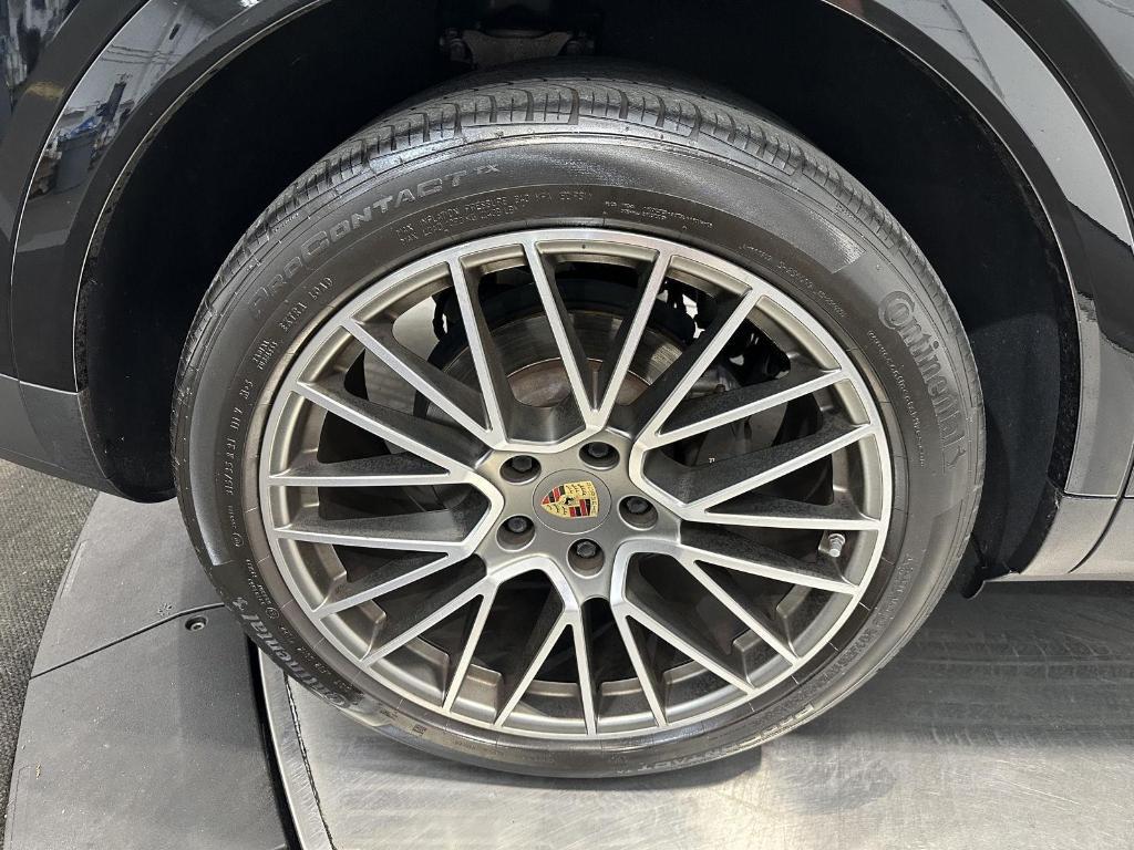 used 2022 Porsche Cayenne car, priced at $56,900