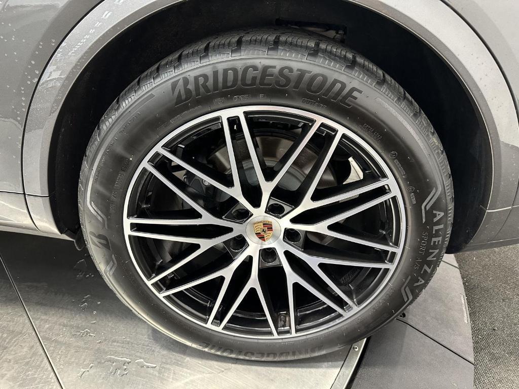 used 2025 Porsche Cayenne car, priced at $95,900