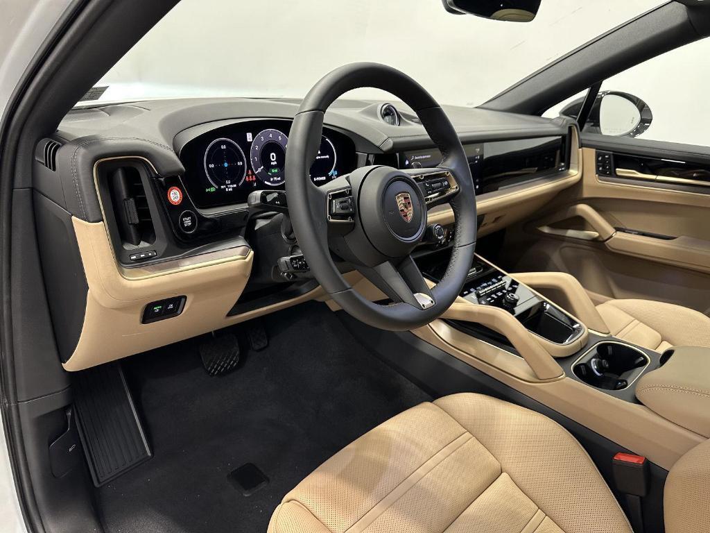 new 2025 Porsche Cayenne car, priced at $130,075