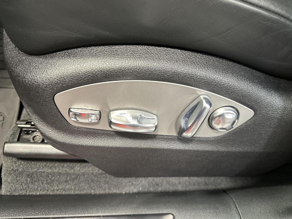 used 2024 Porsche Macan car, priced at $60,995