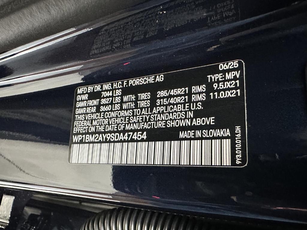 new 2025 Porsche Cayenne car, priced at $193,325