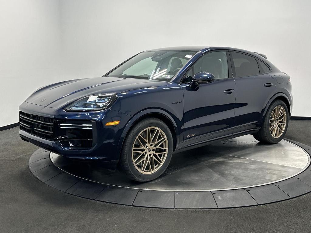 new 2025 Porsche Cayenne car, priced at $193,325