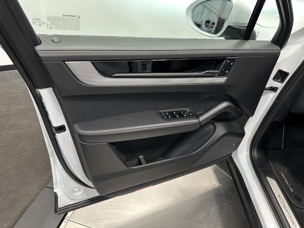used 2025 Porsche Cayenne car, priced at $91,000