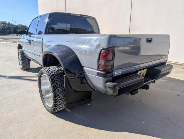 used 2001 Dodge Ram 2500 car, priced at $13,995