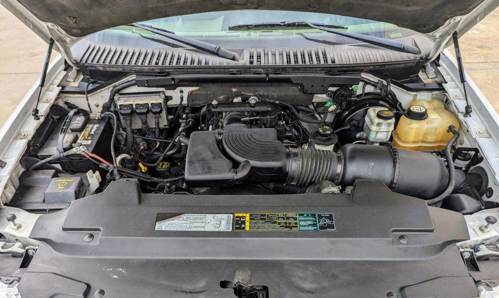 used 2003 Ford Expedition car, priced at $5,995