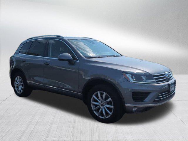 used 2016 Volkswagen Touareg car