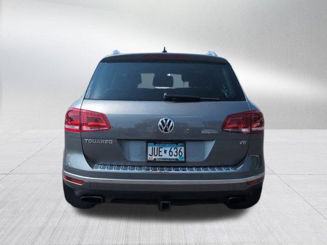 used 2016 Volkswagen Touareg car