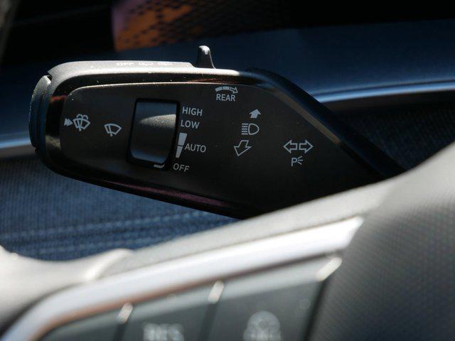 new 2025 Volkswagen Tiguan car, priced at $31,859