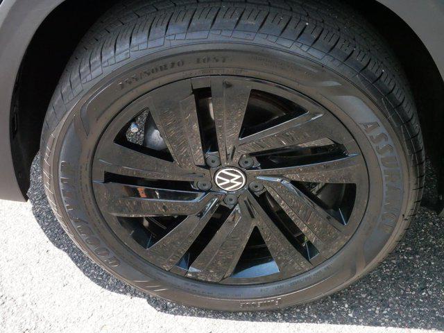 used 2023 Volkswagen Atlas Cross Sport car, priced at $28,975